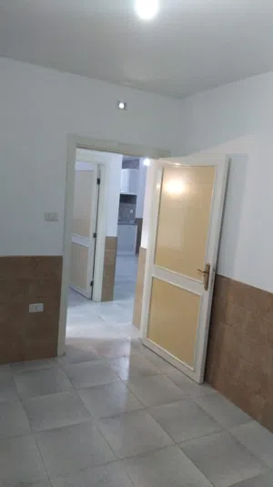 68 m2 3 Bedrooms Apartments for Rent in Amman Jabal Amman