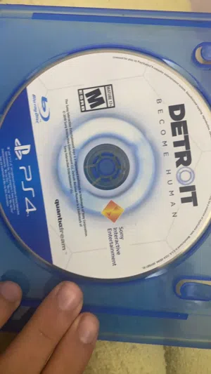 3 سيديات العاب ps4 للبيع او بدل و يفضل البدل ( يفضل البدل)