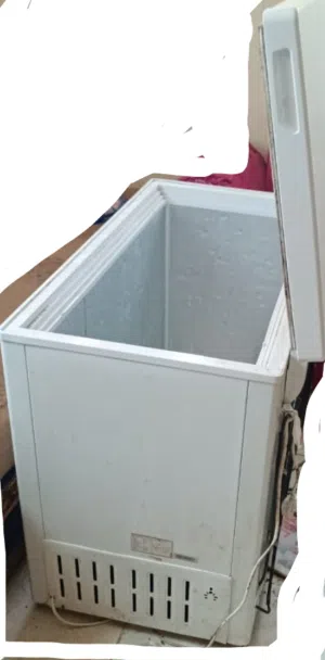 ثلاجة فريزر مستعل نظيف 250لتر