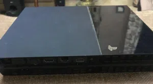 بلاي ستيشن 4 فات 500gb حله كويس جدا