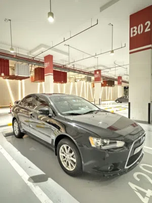 Mitsubishi lancer 2015 GCC