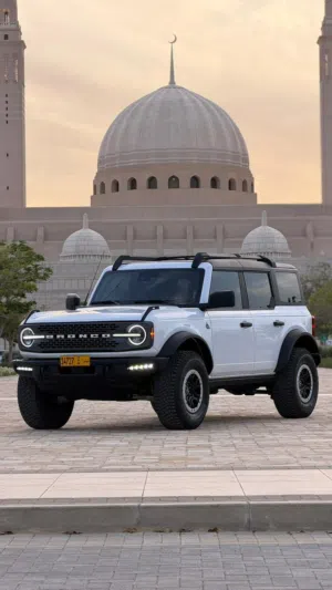 للبيع Ford Bronco 2024 Black Diamond فل أوبشن – محرك 2.7L V6 – جاهزة  للمغامرات بممشى جدا قليل