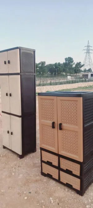 بدك تخلص من الكركبه تواصل معنا  عندك خزان حديد خربان عسطح البيت  احنا بنشتريه ومنزلو وإذا تنزيلو صعب