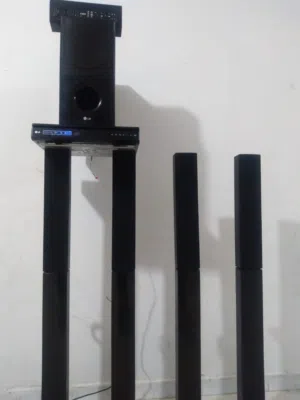 للبيع مسرح منزلى ماركه كويسه LG يعمل بالبلوتوث DVD USB Bluetooth