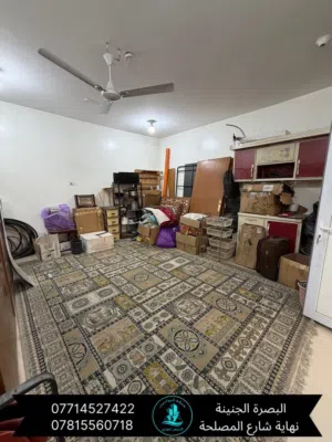 منزل للبيع ثلاث طوابق بناء حديث ياسين خريبط موقع مميز