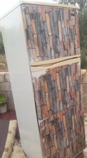 ثلاجه شغاله ميه ميه للبيع