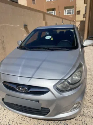 هونداي اكسنت 2012