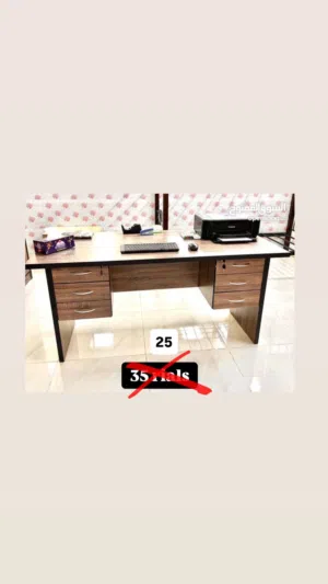 حرق اسعار اثاث مكتبي جديد  كلها بالكرتون وموديلات مختلفه
