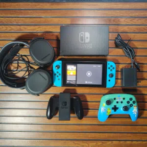 Nintendo switch v2 نينتدو سويتش للبيع