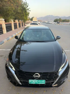 نيسان التيما 2019 S  محولة 2023 حادث خفيف