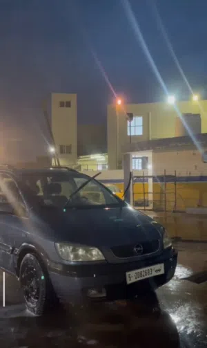 اوبل زافيرا موديل 2000 للبيع