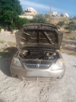 كيا ريو 2004