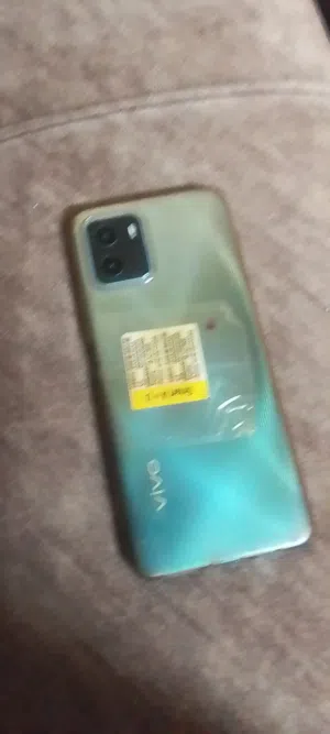 جهاز في كسر بالشاشه بس شغال ممتاز تواصل. اتش اب نوعVivo