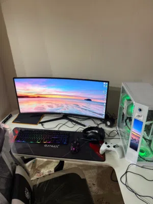 بي سي PC بحاله ممتازه شبه جديد