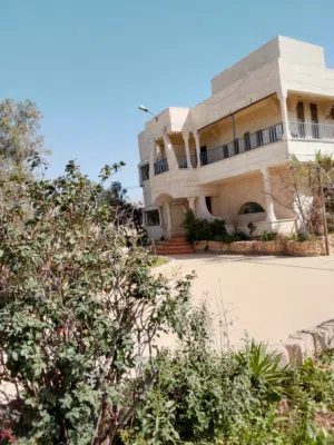 400 m2 5 Bedrooms Villa for Sale in Irbid Judayta
