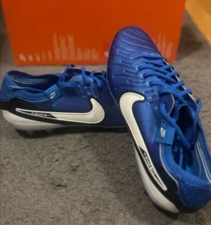 Nike tiempo legend 10 pro حذاء نايك تيمبو ليجند 10 نسخة المحترفين