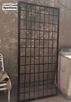 سرير للبيع