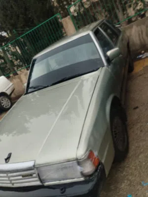 مازدا 929 موديل 83 اساسية بحالة ممتازة