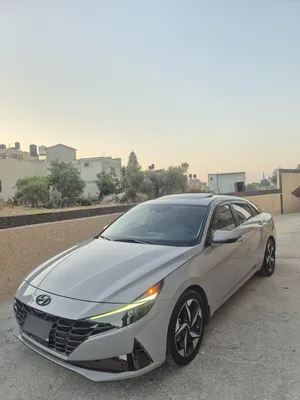 used-hyundai-elantra-in-ramallah-and-al-bireh