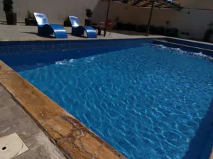 2 Bedrooms Chalet for Rent in Amman Birayn