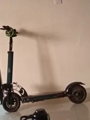 Aster E10 Electric Scooter (2000W / 48V) – Great Condition
