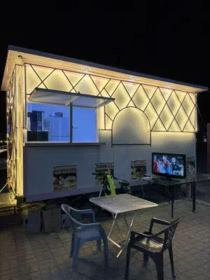 للبيع كوفي مطعم متنقل مع معداته