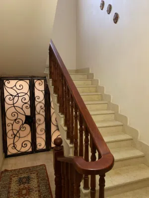 شقه الدور الاول مفروشه تام للايجار