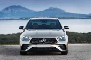 Sedan Mercedes Benz in Amman