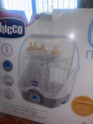 معقم رضاعات تشيكو ديجيتال الأصلي (Chicco) بحالة ممتازة للبيع