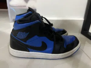 Air Jordan1 mid black and blue used
