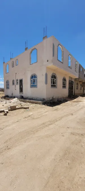132 m2 4 Bedrooms Townhouse for Sale in Sana'a Other