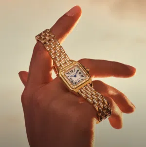 نشتري الساعات الأصلية الثمينة والمجوهرات العالمية بافضل الأسعار