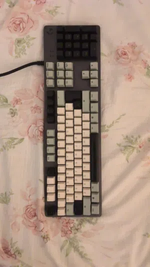 للبيع كيبورد لوجيتك g513 full rgb