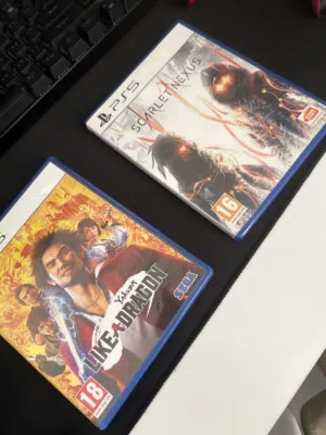 لعبتين بلايسيتشن 5 Yakuza Like a Dragon و Scarlet Nexus