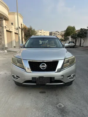 نيسان باثفندر SV 2016 مستعملة للبيع