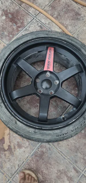 ديسكوات 18