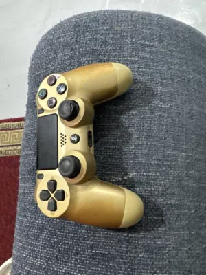 Ps 4 original controller best and good condition  ps 4