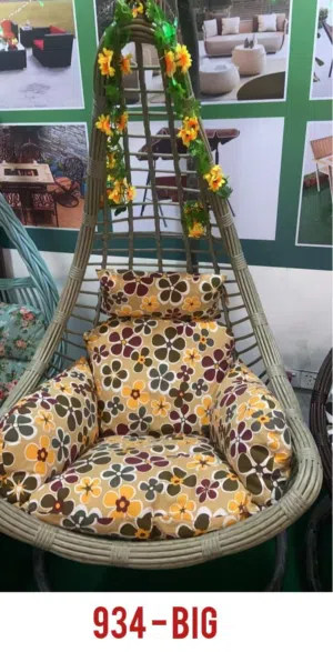 SWING CHAIR كرسي متأرجح