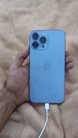 Apple iPhone 13 Pro Max 512 GB in Al Mukalla