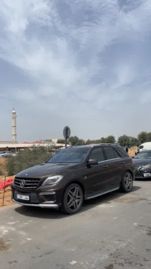 Mercedes ml63 5.5L biturbo 550hp 2013