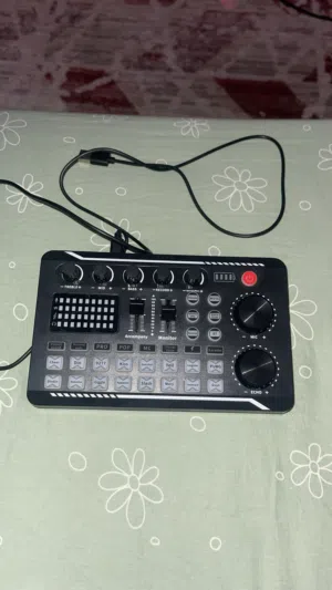 مكسر للبيع المواصفات تحت