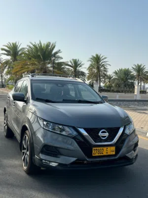 Used Nissan Rogue in Muscat