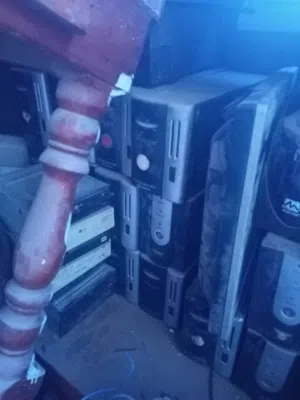 منظم كهرباء 850 وات مستعمل بدون بطاريه Ups