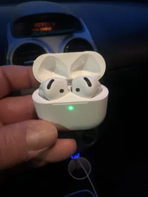 سماعة AirPods 4 أصلية للآيفون
