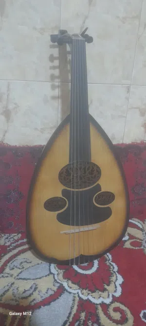 عود سوري دمشقي نظيف صوته حلو