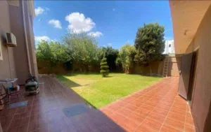 Super villa for rent, off street from Venice Street