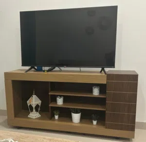 طاولة للتليفزيون TV stand
