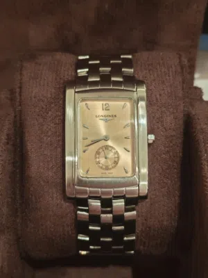 ساعة Longines DolceVita بميناء سالمون مميز السعر نهائي.
