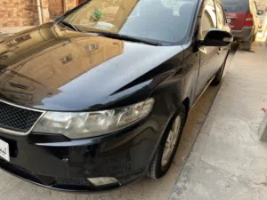 Used Kia Cerato in Tripoli