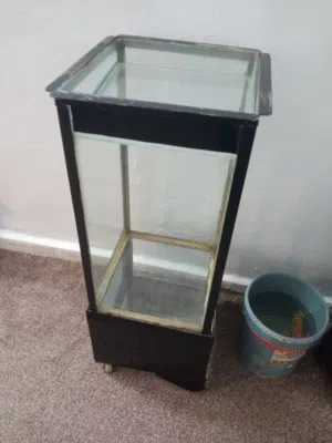 حوض عصير السوس ينفع حوض سمك يسع 90 لتر